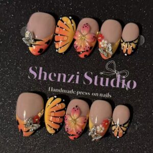 82546b4ed17403df120afd2824bc9ec2 Butterfly