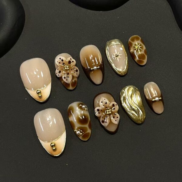 7fc05deb06c2c723e82bd49a41f15059 Amber Blossoms