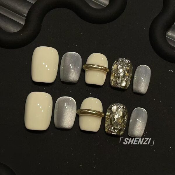 4ba9c42084e0141f060e420b837f4339 Platinum